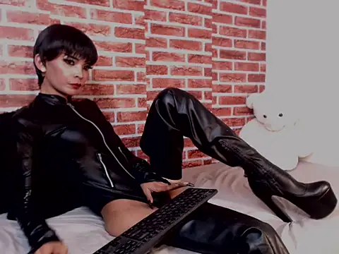 PHLauraLove live sex cam