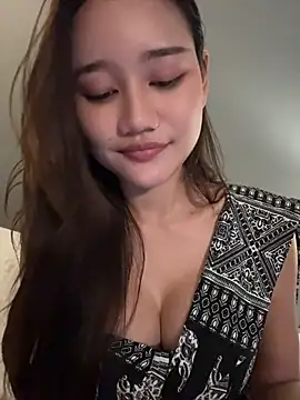 SweetThaiGirlfriend webcam