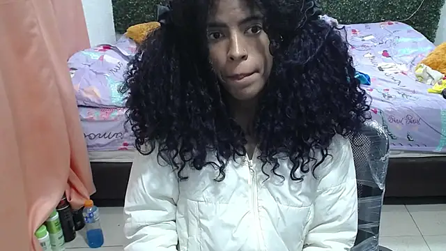 thianahorny webcam