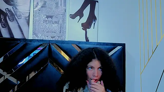 Zoe-yanin webcam