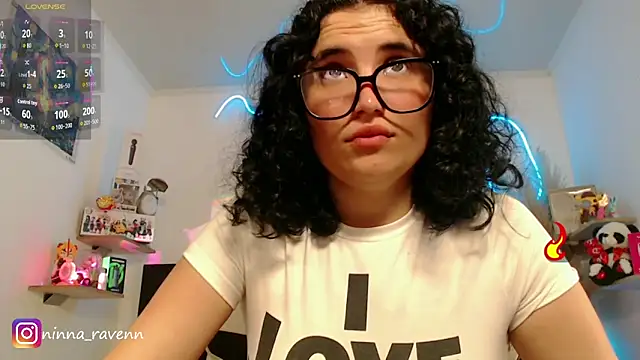 ninna_ravenn - Ninna_ravenn's free webcam - UK Sex Cams
