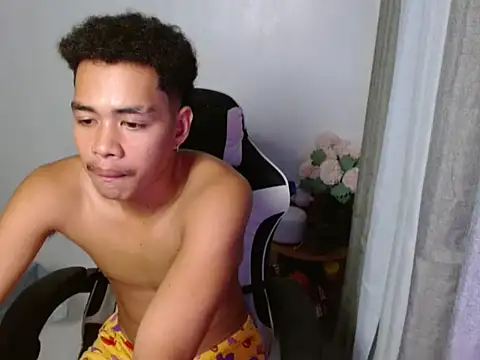 Preview of curlyasian_njxx