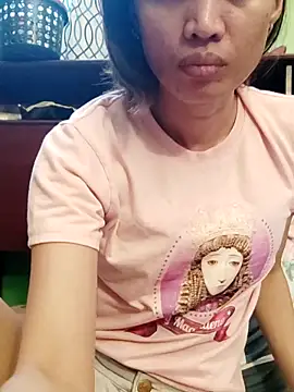 queensoreal - QueenSoreal's free webcam - UK Sex Cams