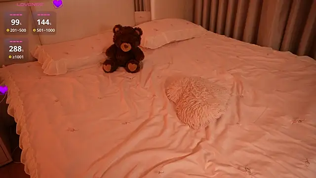 Lilly_Colins webcam