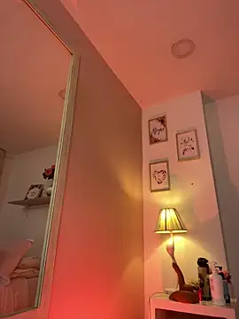 lauraraider - LauraRaider's free webcam - UK Sex Cams