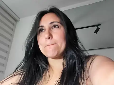 foxy-porn1 - Foxy-porn1's free webcam - UK Sex Cams