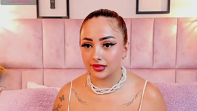 alice__collen webcam
