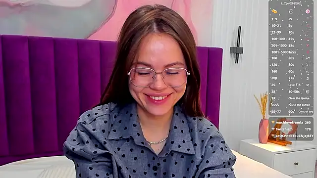 Kelly_Cuutie webcam