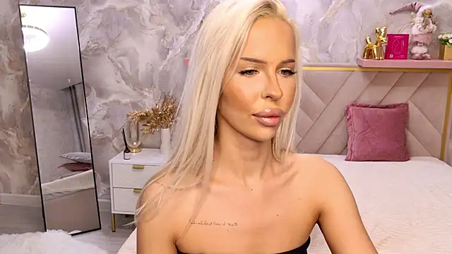 evaxelfi - EvaXElfi's free webcam