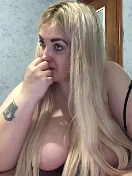 vikiistoun - VikiiStoun's free webcam