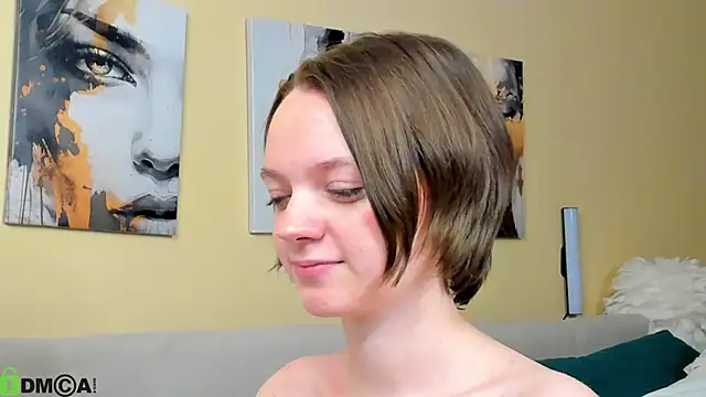 Olivia_Riesz webcam