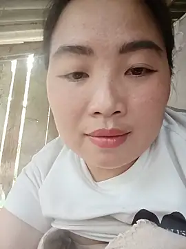 huemy098 - Huemy098's free webcam