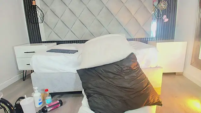 Sara_Chanel_ webcam