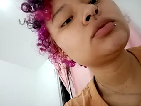ari_vibesx - Ari_vibesX's free webcam