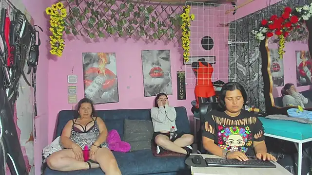 lesbiancuple webcam
