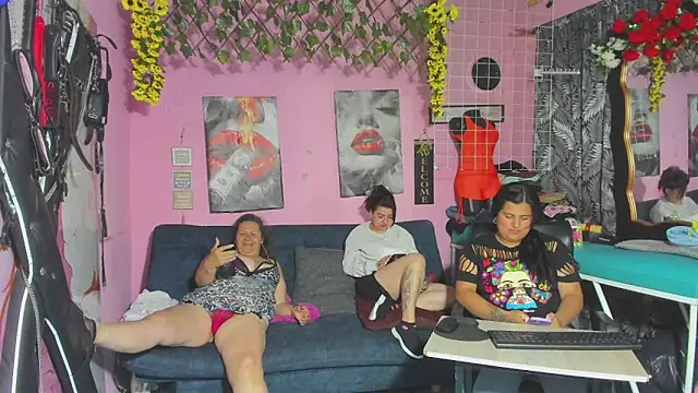 lesbiancuple webcam