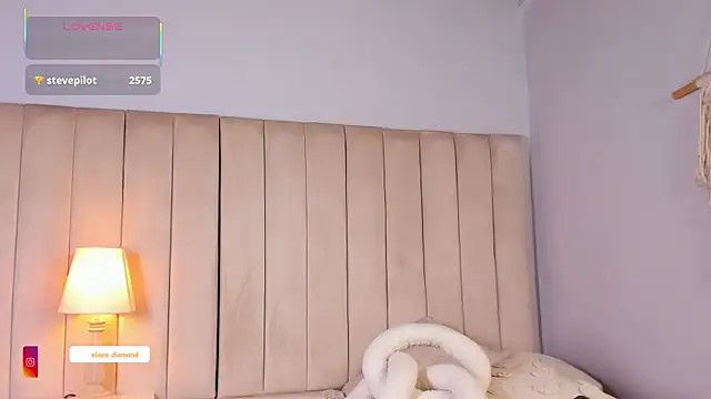 Elise_Diamond webcam