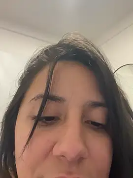 NicolleCooper live sex cam