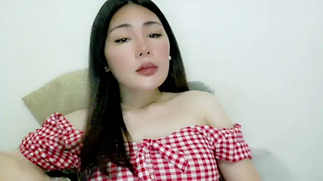 tgirljennie_69 live sex cam