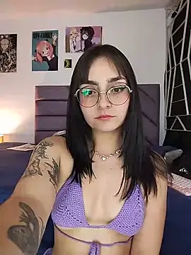 KARINNA__RAVEN webcam