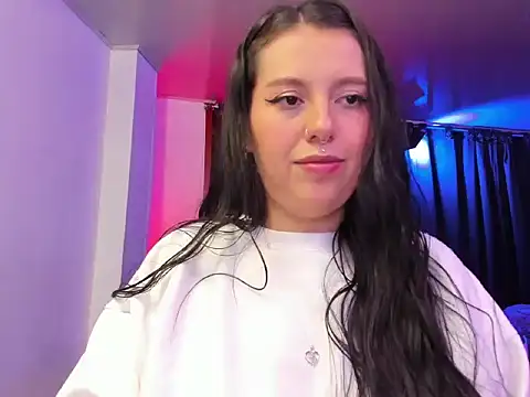 nataliasweet98 - Nataliasweet98's free webcam - UK Sex Cams