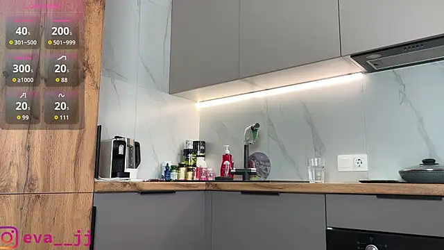 Eva_JJ