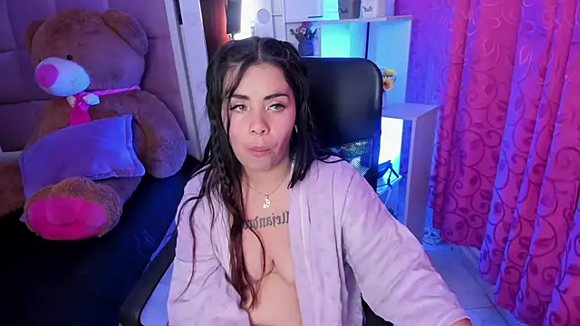 liany_taylor webcam
