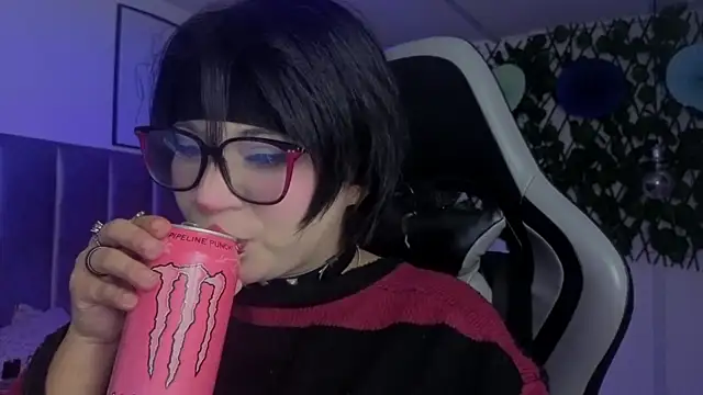 Kitty_Gang live sex cam