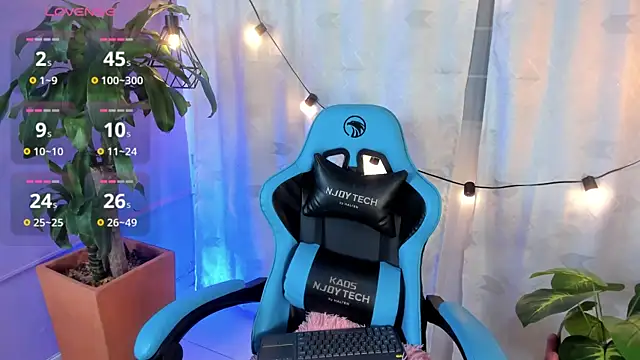Lia_little18 webcam