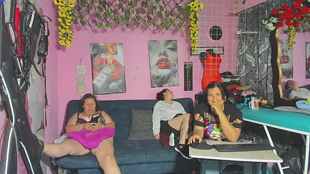lesbiancuple webcam