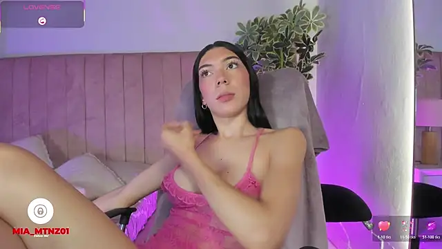 Mia_mtnz02 live sex cam