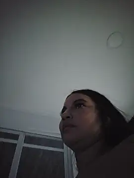 Pretty_Julieta webcam