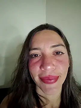 loveuu-bae webcam