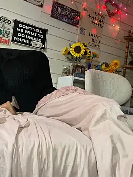 TrenaAnne live sex cam