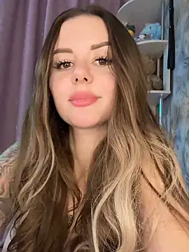 Alina_Vibe_Me