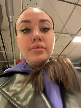 KiraSunshine webcam
