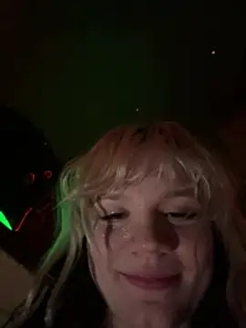 Cutiepiespanks's live cam
