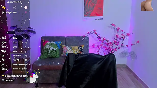 Modèle: CamilaHarperr_