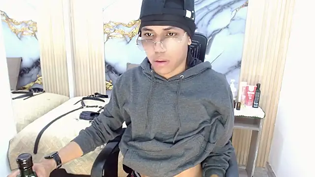 daviidbuckx_ - DaviidBuckx_'s free webcam - UK Sex Cams