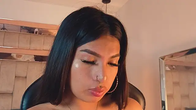 meelfox - MeelFox's free webcam - UK Sex Cams