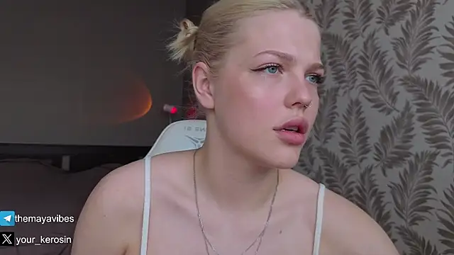 Maya_Rave live sex cam