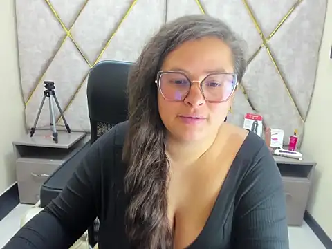 sarah_boobs_ - Sarah_Boobs_'s free webcam - UK Sex Cams
