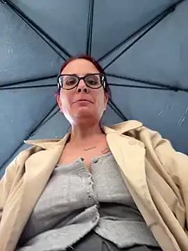 NataKitten live sex cam