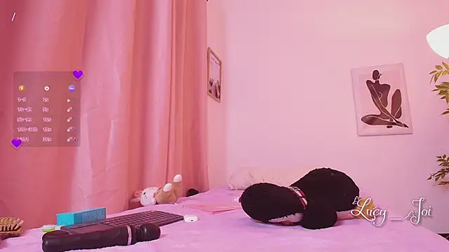 Lucyanajoi webcam