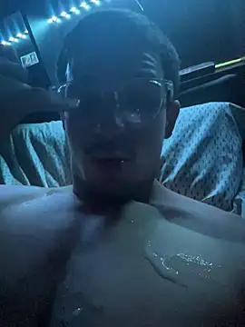 daddyshomeee_ (M twink) - Cummm 💦💦