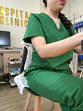 Secretly_masturbating