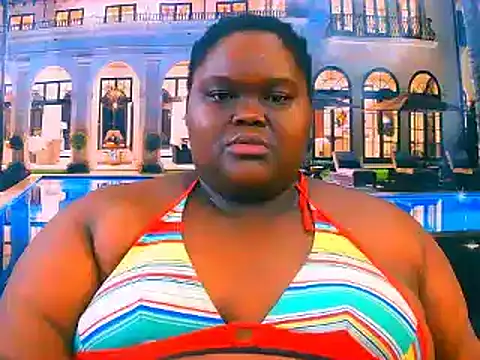 EbonyHotBuns live sex cam