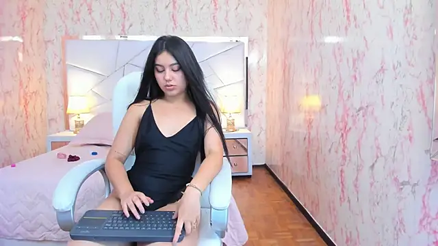 JasmineLords webcam