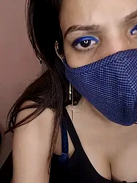 lovelyrosewifey webcam