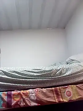 skinyhot99 - Skinyhot99's free webcam - UK Sex Cams